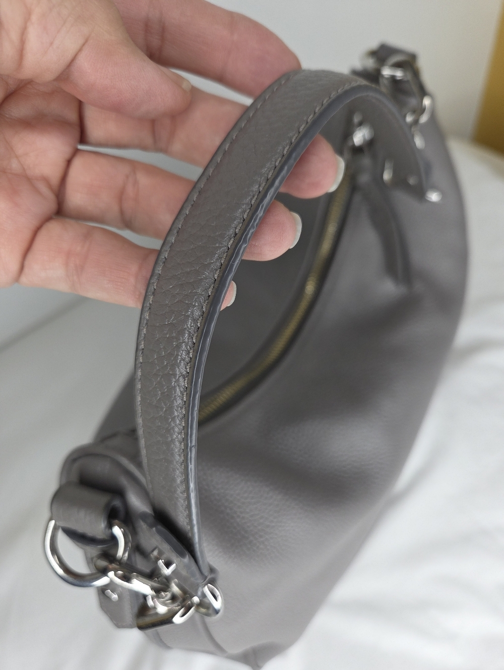 Kate Spade New York Mulberry Street Vivian Shoulder Bag In Taupe Color - Picture 5 of 15